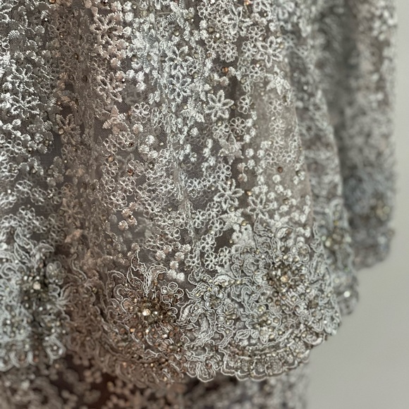 Mac Duggal Pearl Grey Cape Style Embellished Wedding Evening Gown- NWT- Reemoly - Picture 13 of 17